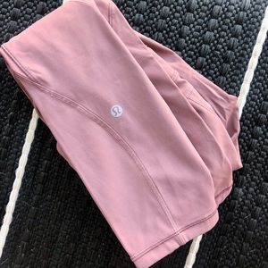 Lululemon Leggings, 25”, Size 4, with pockets
